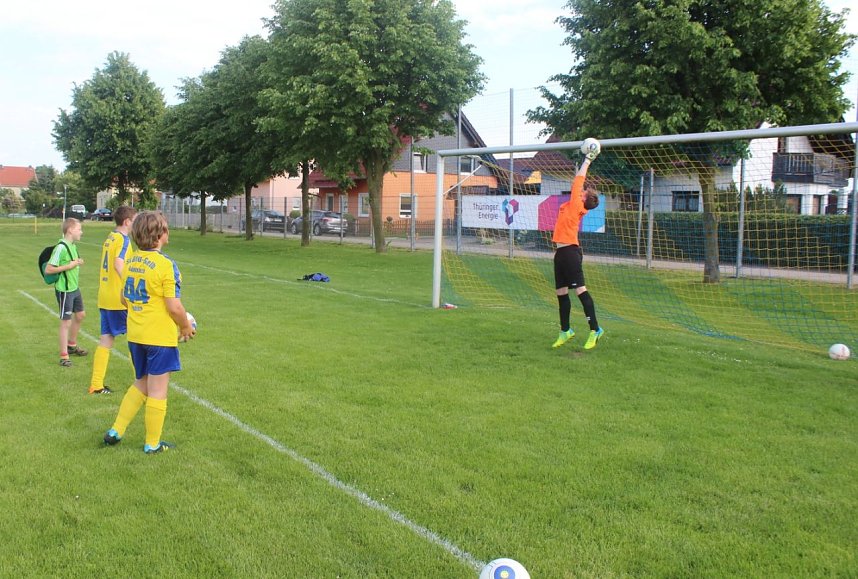 G&ouml;rsbacher Nachwuchs gegen RWE