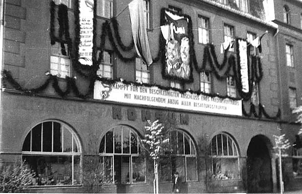 Propaganda &aacute; la DDR