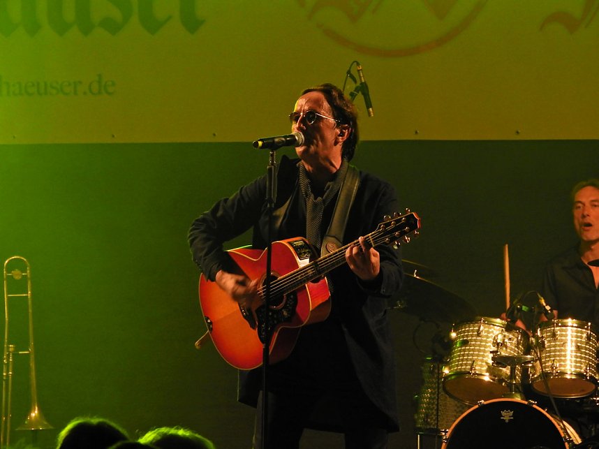 Extase vor dem Theater