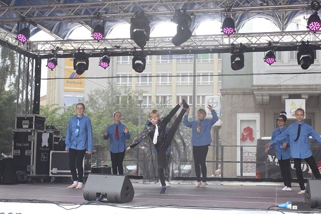 Tanzstudio Radeva bereichert das Rolandsfest