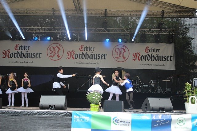 Das Tanzstudio Radeva gab auf dem Rolandsfest die Highlights ihres Repertoires zum Besten