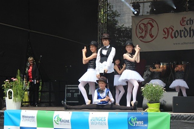 Das Tanzstudio Radeva gab auf dem Rolandsfest die Highlights ihres Repertoires zum Besten