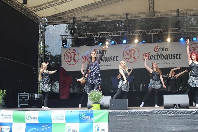 Das Tanzstudio Radeva gab auf dem Rolandsfest die Highlights ihres Repertoires zum Besten