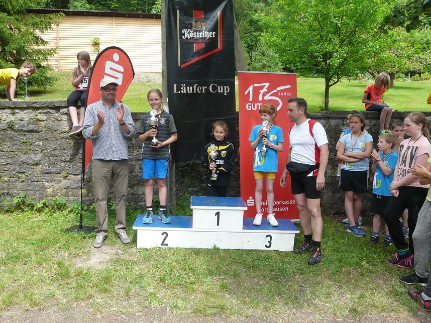 35. Vogelberglauf Bleicherode: Gesamtsiegerinnen &uuml;ber 5km ohne Siegerin R. Ro&szlig;berg