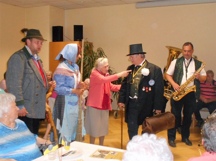 Abwechslung im DRK-Pflegeheim