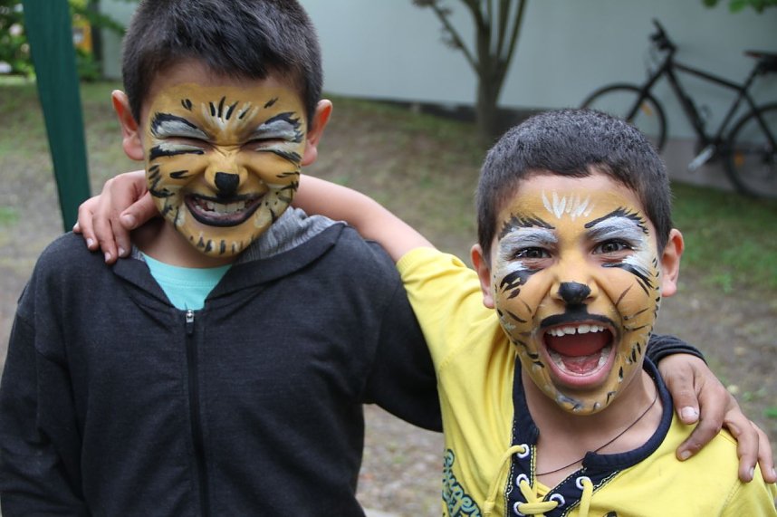 Jede Menge Aktionen und viele fr&ouml;hliche Kinder auf dem Sommerfest des Nordh&auml;user Familienzentrums