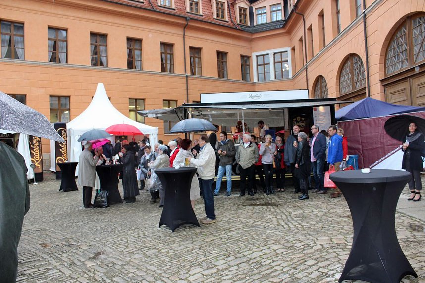 Nass vor der Premiere