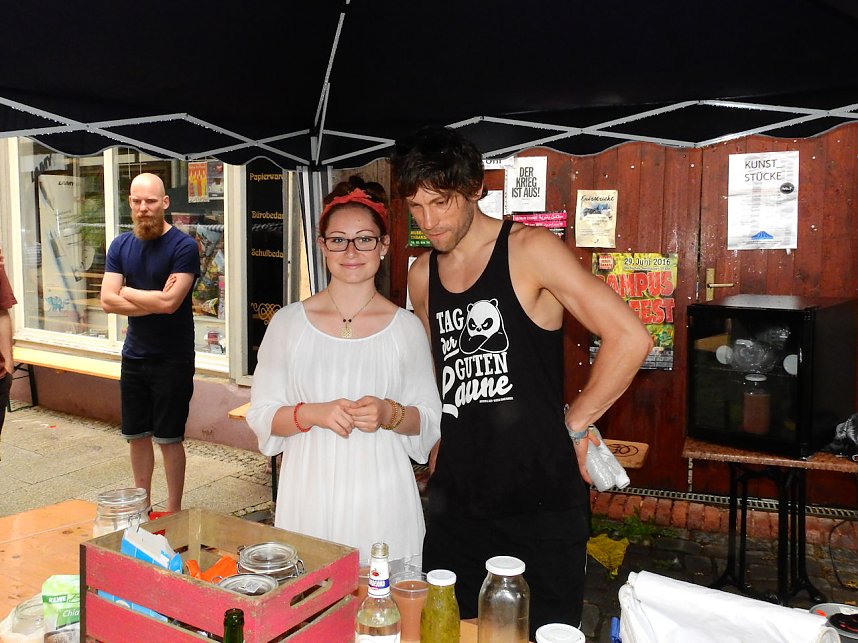 Veganes Stra&szlig;enfest auf der Kurzen Meile