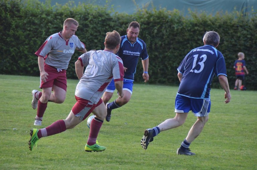 Elfmeter-Thriller zum Lokal-Derby Buchholz vs. Hermannsacker