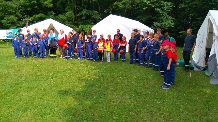 Jugendfeuerwehren auf der Feuerkuppe