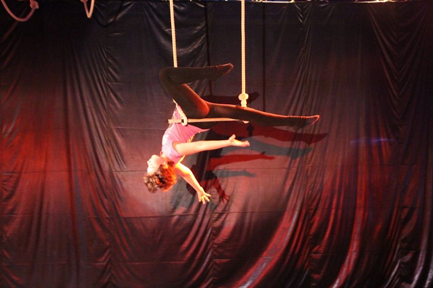 Zirkus macht stark - 55 Kinder konnten diese Woche im Zappelini Zelt ihr eigenes St&uuml;ck proben