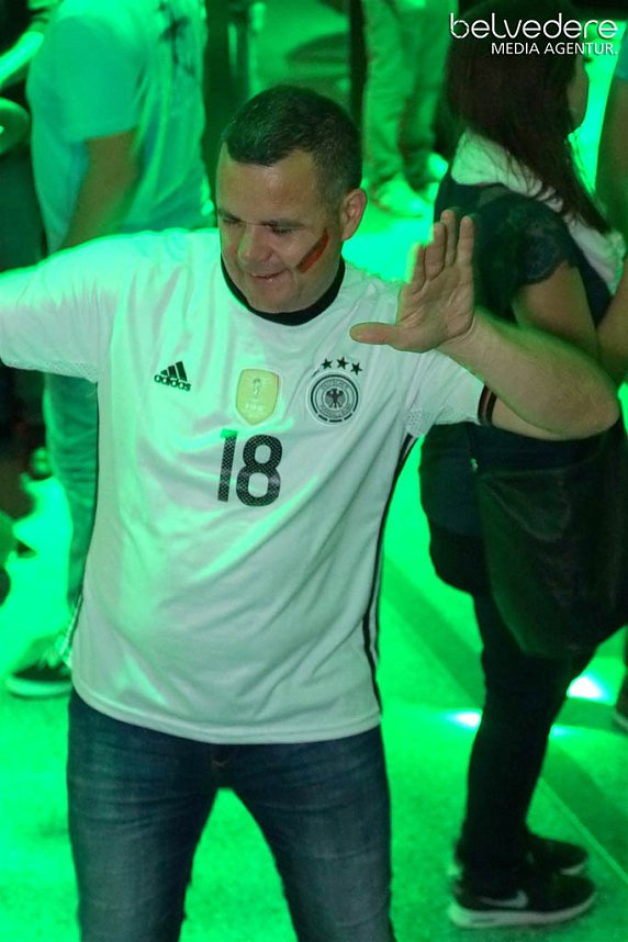 Party im Jugendclubhaus in Nordhausen - der Samstag