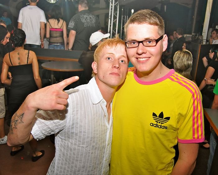 Musik und Handys in der Webe