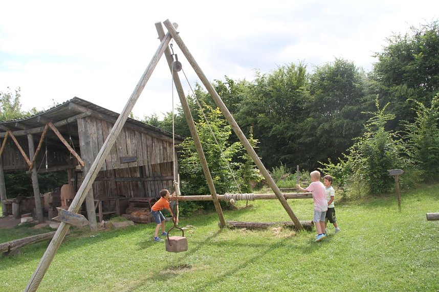 Geschichte erleben auf der Pfalz Tilleda