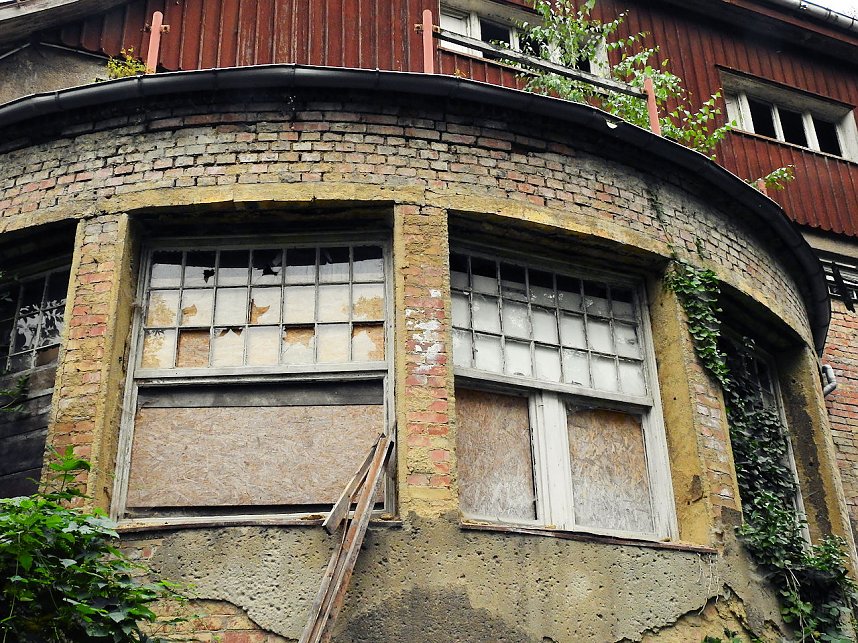 Unwirkliche Orte: Papierfabrik Bernburg