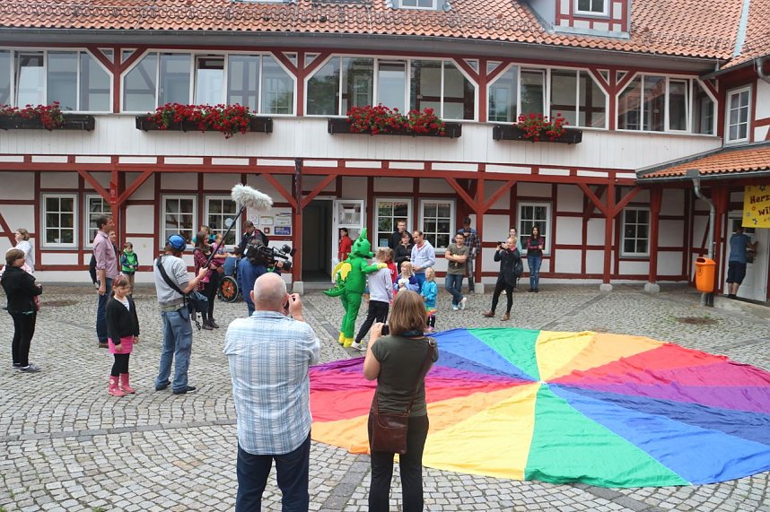 Tabaluga zu Besuch im Jugendg&auml;stehaus Rothleimm&uuml;hle
