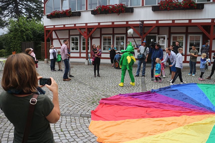 Tabaluga zu Besuch im Jugendg&auml;stehaus Rothleimm&uuml;hle