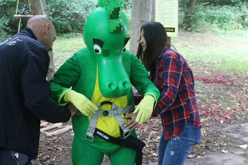 Tabaluga zu Besuch im Jugendg&auml;stehaus Rothleimm&uuml;hle