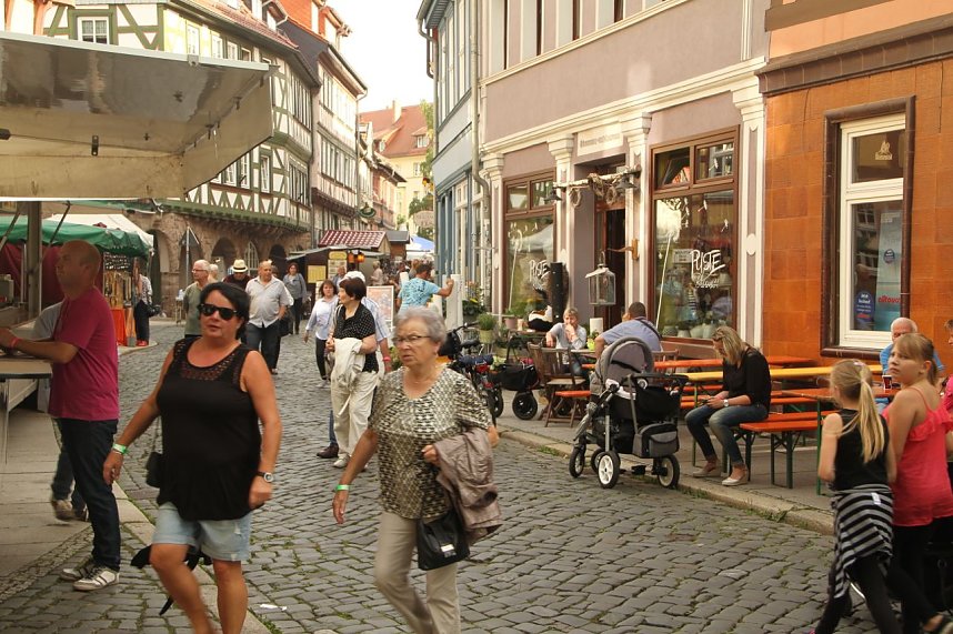 Die Altstadtoriginale um Hannechen Vogelstange er&ouml;ffneten heute Nachmittag das 22. Nordh&auml;user Altstadtfest