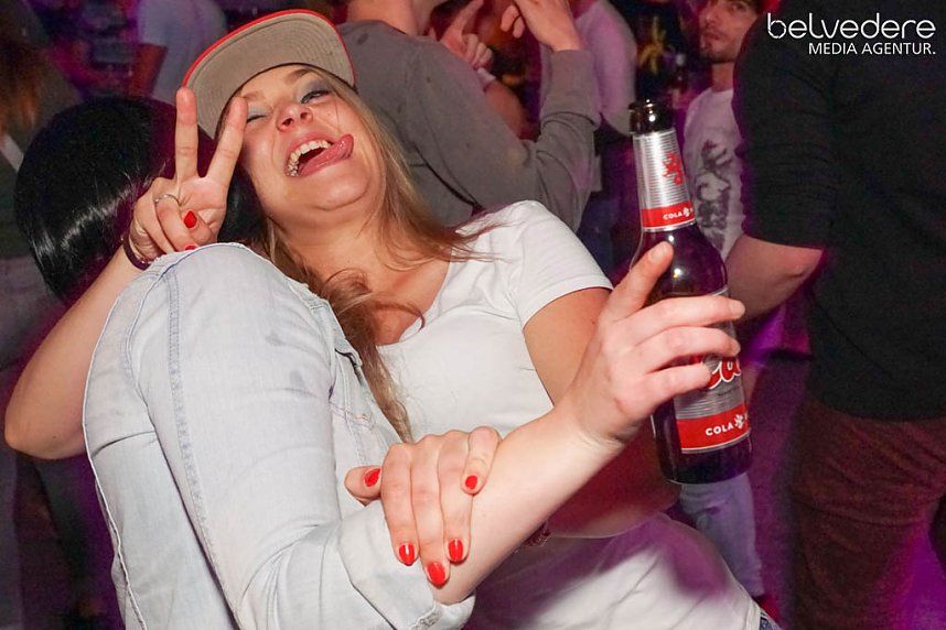 Party im Jugendclubhaus in Nordhausen - der Samstag