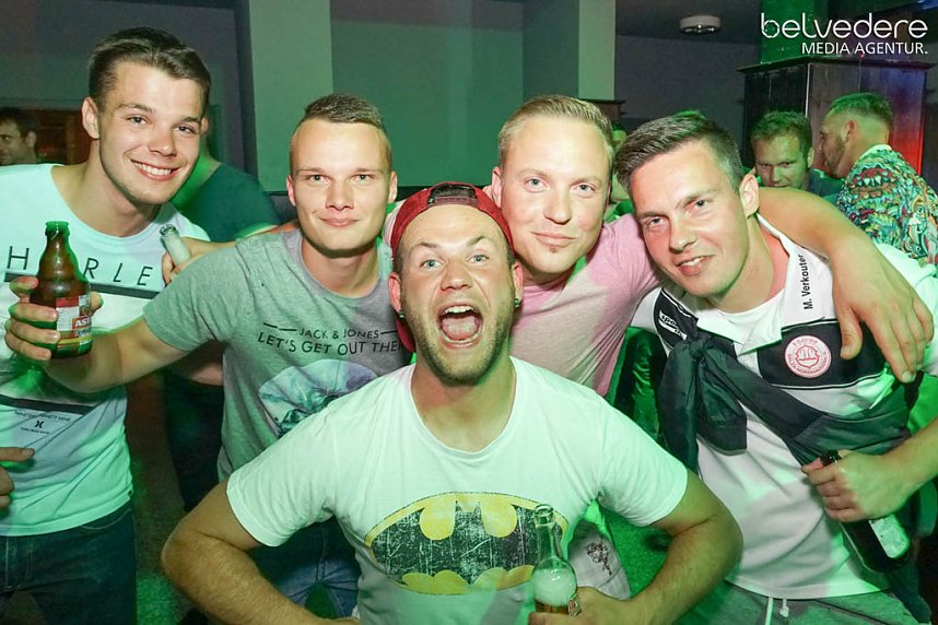 Party im Jugendclubhaus in Nordhausen - der Samstag