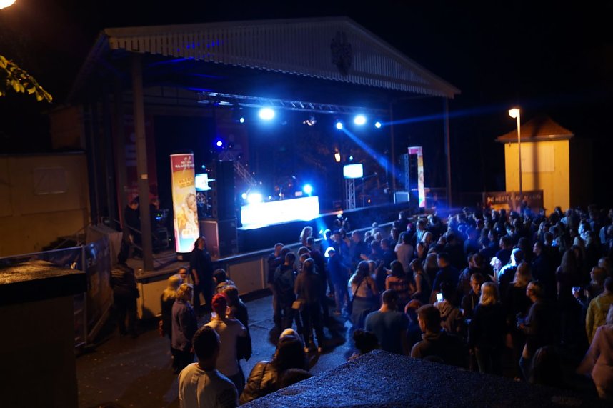 Open-Air-Dancefloor im Gehege