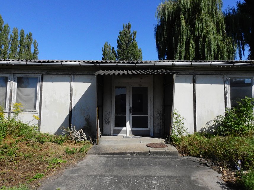 Unwirkliche Orte - Bahnbetriebswerk K&ouml;then