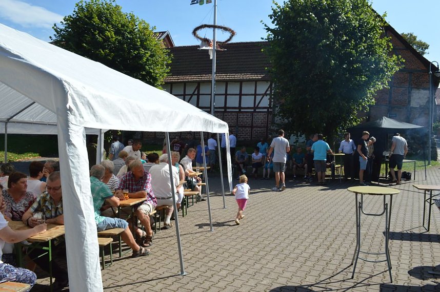 760 Jahre Herrmannsacker