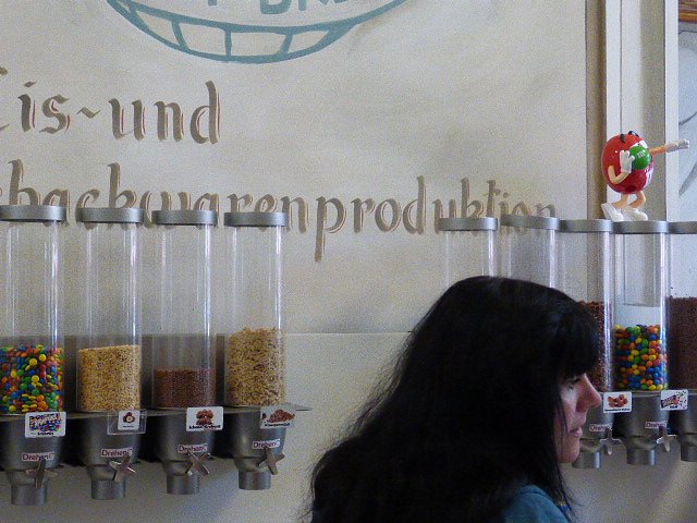 Sechs Neue in der Bahnhostra&szlig;e