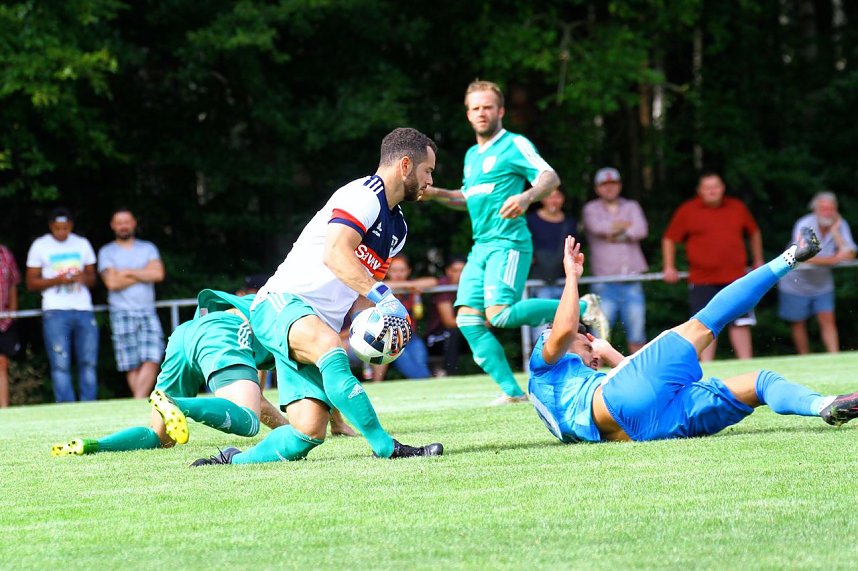 Wacker gewinnt 5:0 gegen Geratal