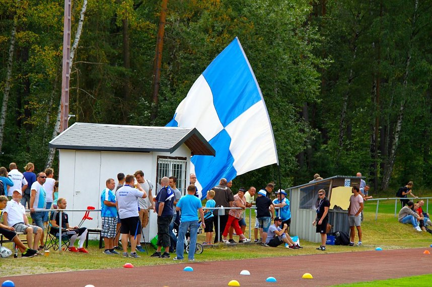 Wacker gewinnt 5:0 gegen Geratal