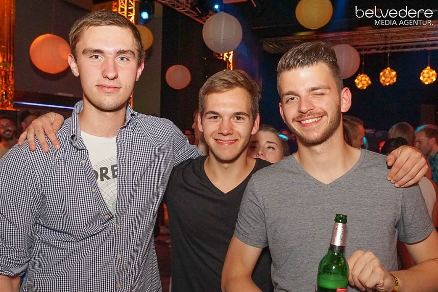 Party im Jugendclubhaus in Nordhausen - der Samstag