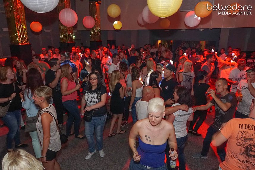 Party im Jugendclubhaus in Nordhausen - der Samstag