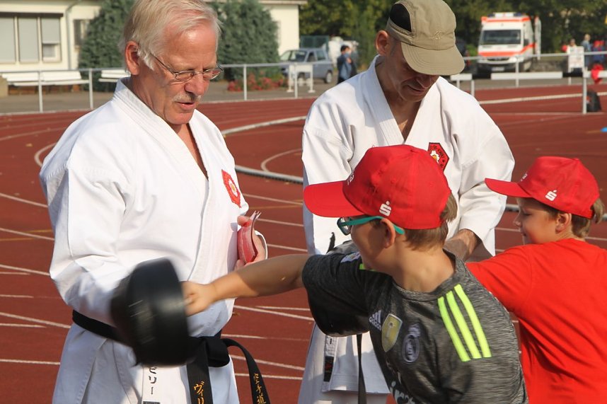 Grundschulsporttag auf dem Hohekreuz-Sportplatz
