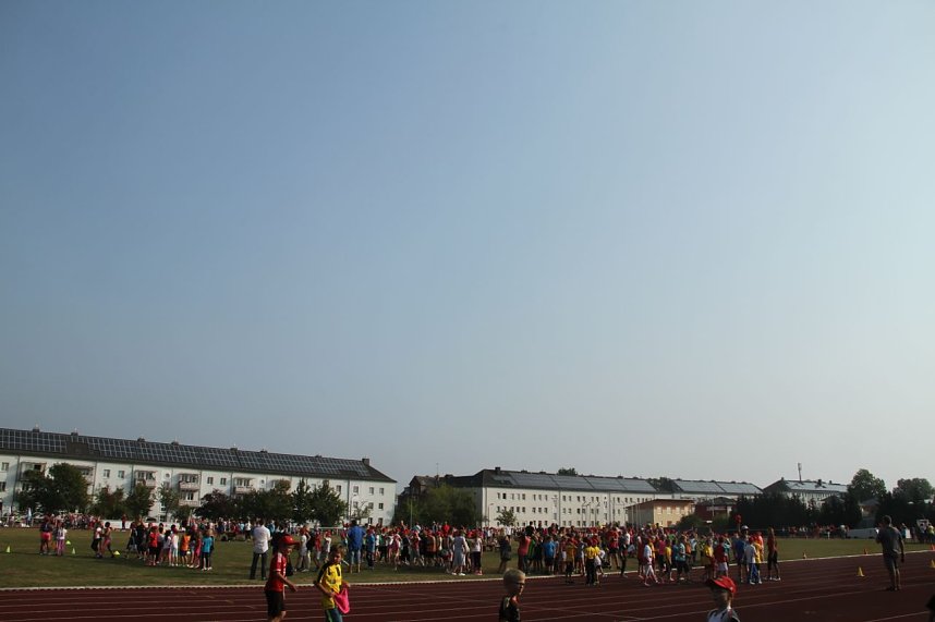 Grundschulsporttag auf dem Hohekreuz-Sportplatz