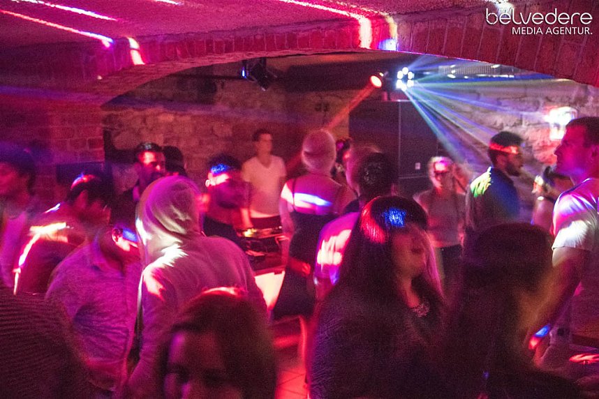 Party im Jugendclubhaus in Nordhausen - der Samstag