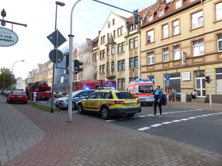 Wohnungsbrand mit vier Verletzten