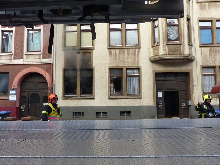 Wohnungsbrand mit vier Verletzten