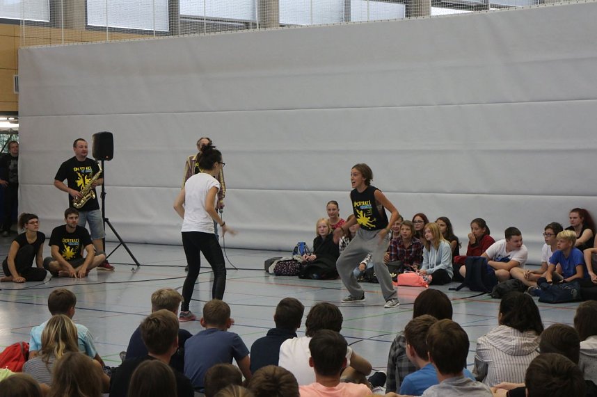 Musik, Bewegung, Kunst - "Instant Acts" an der Regelschule Heringen