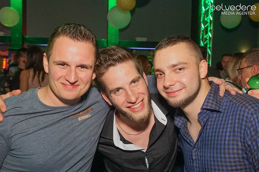 Party im Jugendclubhaus in Nordhausen - der Samstag