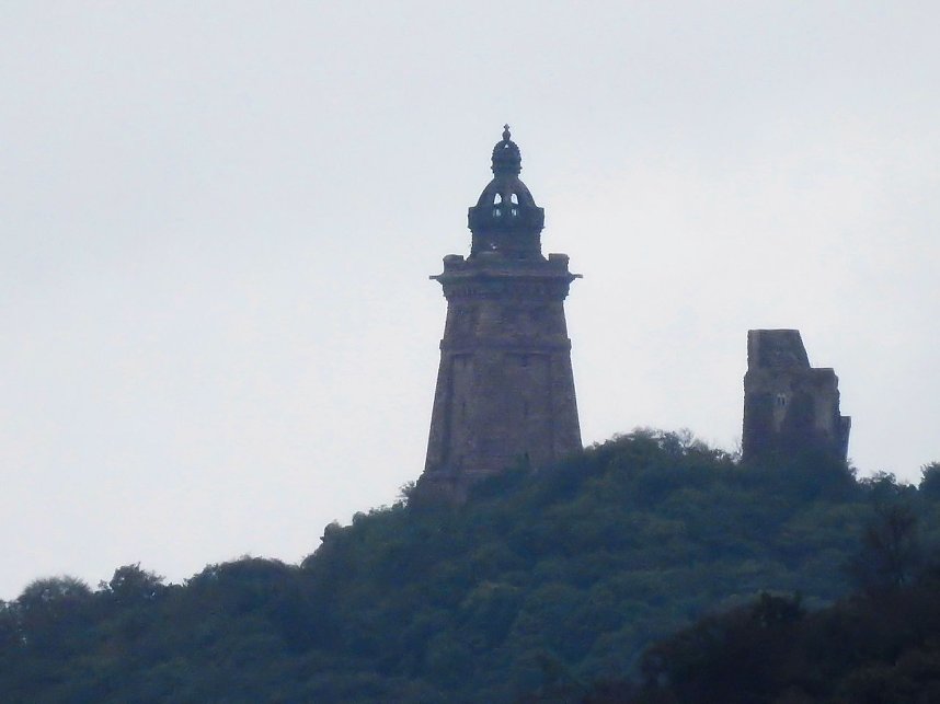 Flugshow der Kraniche