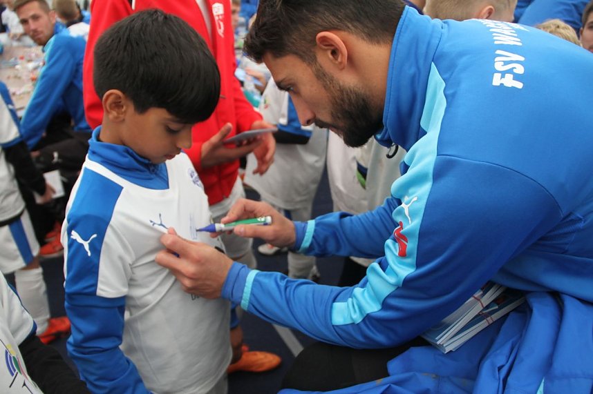 Trainieren mit den Gro&szlig;en - Fu&szlig;ballcamp bei Wacker Nordhausen