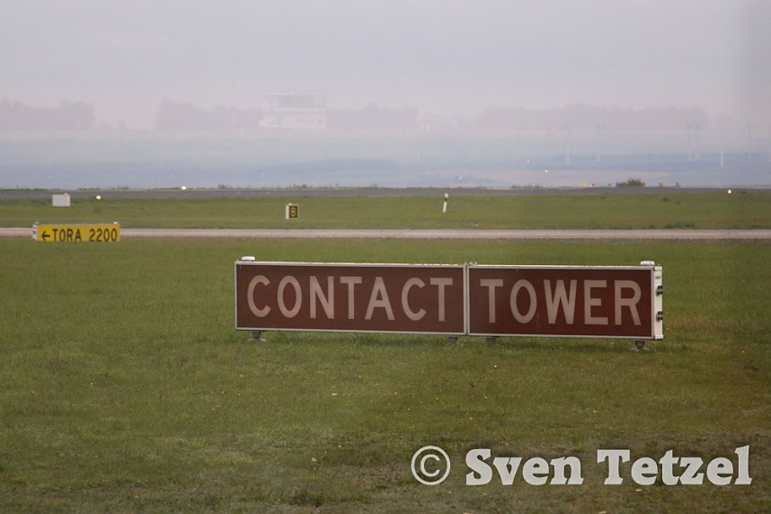 Auf dem Flughafen unterwegs