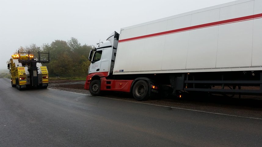 Abgerutscht und eingegraben