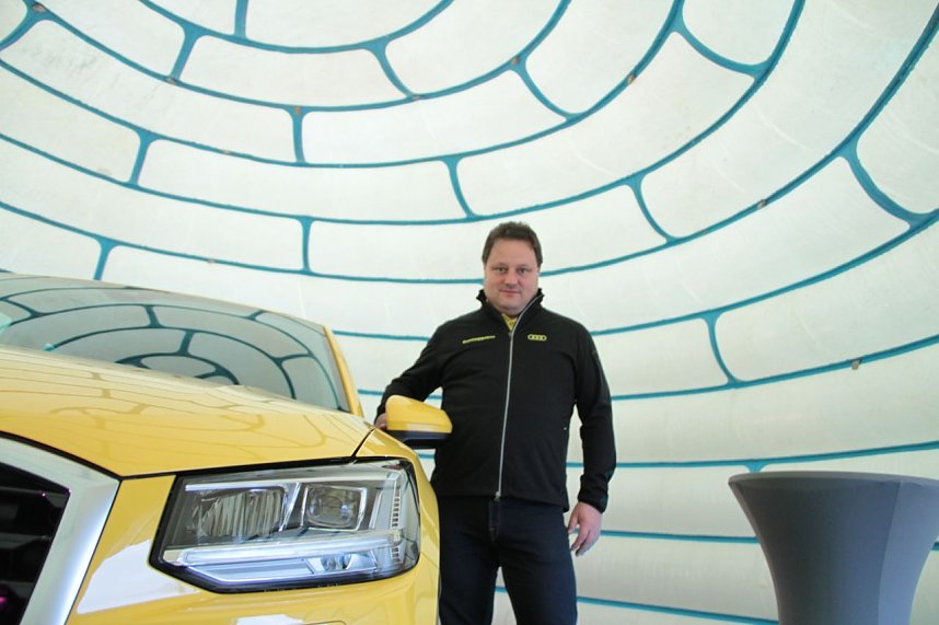 Neue Technik und Spenden f&uuml;r Vereine - im Autohaus Albertsmeyer freute man sich heute nicht nur &uuml;ber schicke Autos