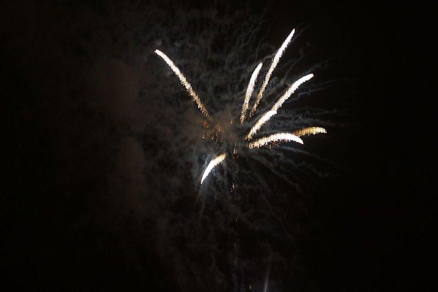 Martini 2016 - Brezeln, Feuerwerk und Schattenspiel