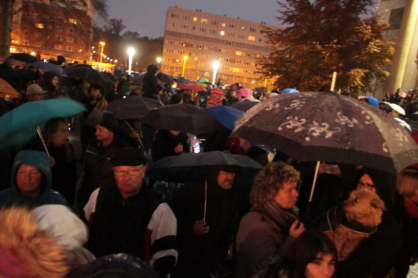 Martini 2016 - Brezeln, Feuerwerk und Schattenspiel