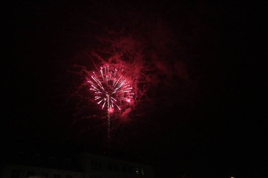 Martini 2016 - Brezeln, Feuerwerk und Schattenspiel