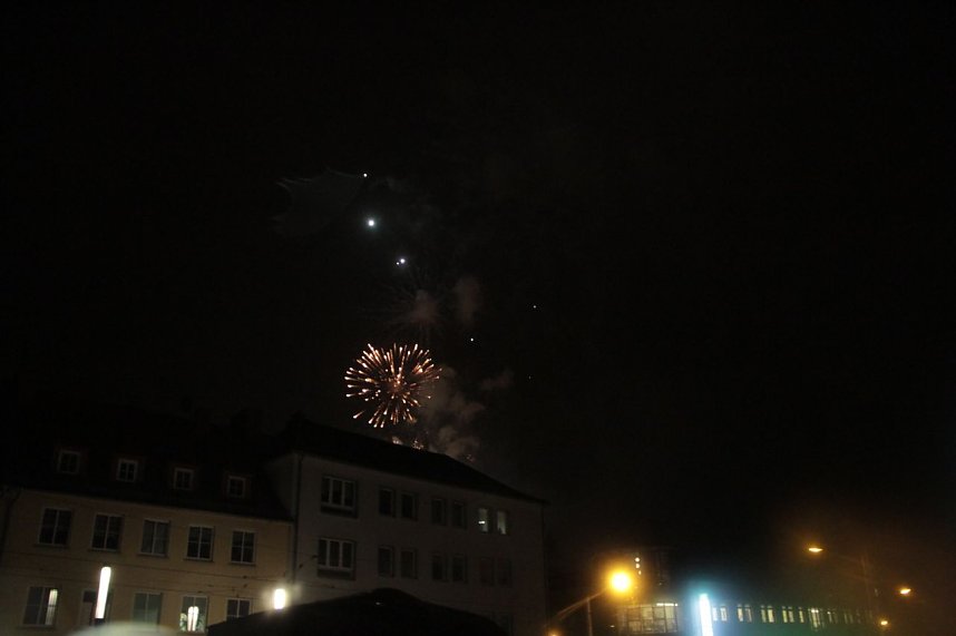 Martini 2016 - Brezeln, Feuerwerk und Schattenspiel