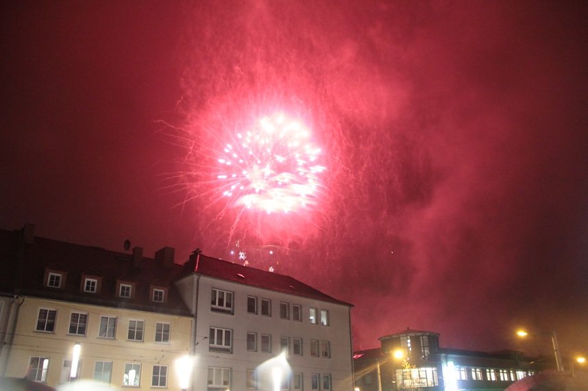 Martini 2016 - Brezeln, Feuerwerk und Schattenspiel